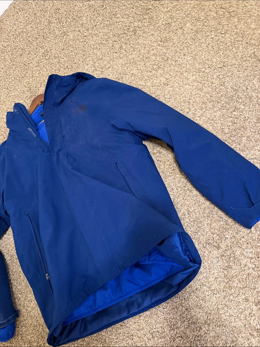 The North Face Men's Blue Hooded Raincoat